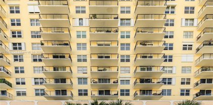 427 Golden Isles Dr Unit #5H, Hallandale Beach