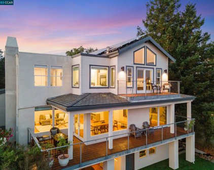 424 Gravatt Dr., Berkeley