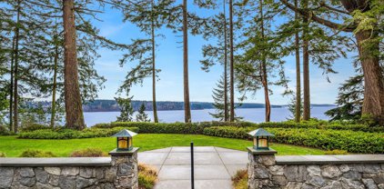 4860 E Harbor Road, Freeland