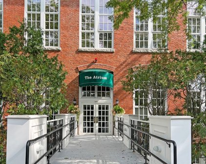 53 Warren St Unit 116, Newburyport