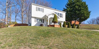 3312 Bradford St, Woodbridge