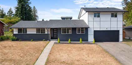 32317 10th Avenue S, Federal Way