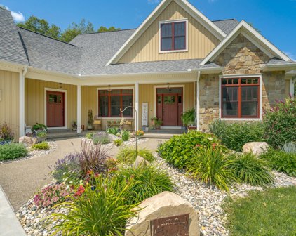 9275 W Guernsey Lake Road, Delton