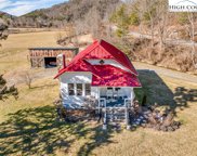 2402 194 Highway, Sugar Grove image