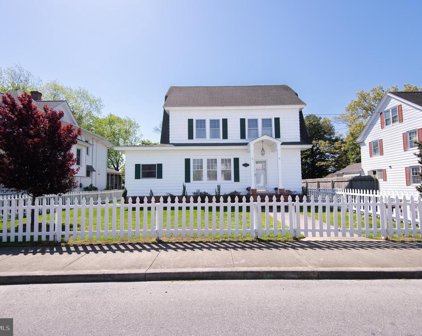 302 W Central Ave, Federalsburg