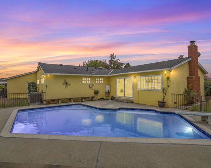 1717 S Washington Avenue, Glendora