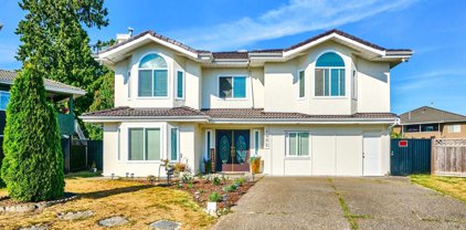 6482 123 Street, Surrey
