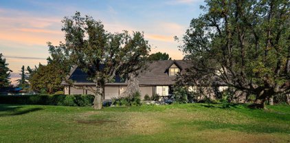 5947 Stampede, Bakersfield