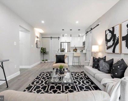 9202 Azure Ct Unit #101, Manassas