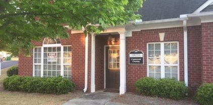 205 River Park North Drive, Woodstock