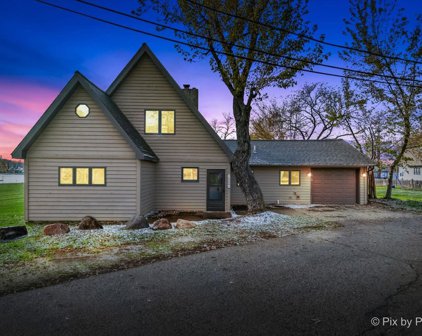2909 Oakwood Avenue, Mchenry
