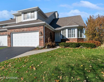33058 N Stone Manor Drive, Grayslake