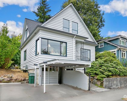 7027 22nd Avenue NW, Seattle