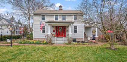 21 Colonial Ave, Haddonfield