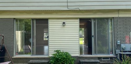 26184 FRANKLIN POINTE, Southfield