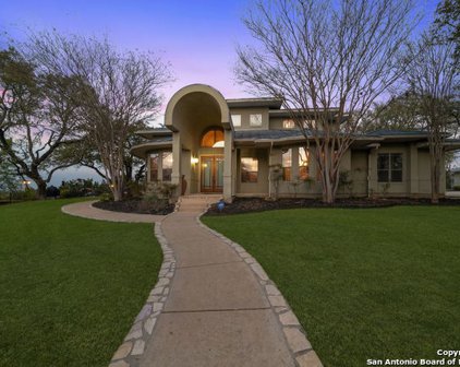 114 Indian Bluff, Boerne