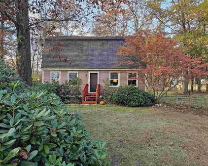 60 Evergreen Avenue, Franklin