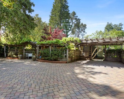 450 W Oakwood BLVD, Redwood City