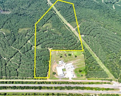 2 County Road 9070, Avinger