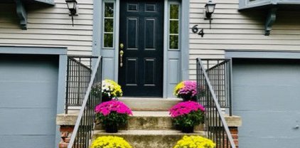 64 Marblehead Harbor, Bradford Woods