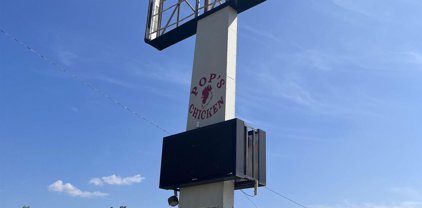 578 N Hwy 71, Waldron