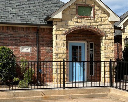 17316 N May Avenue Unit #B, Edmond