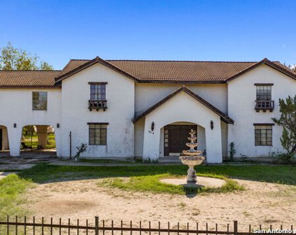 9602 County Road 5723, Castroville