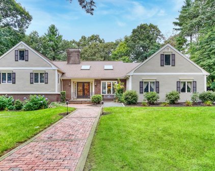 32 Pine Hill Drive, Walpole