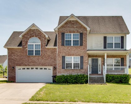 609 Winding Bluff Way, Clarksville