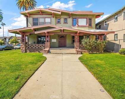605 Cedar Avenue, Long Beach