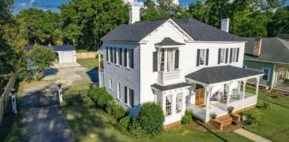 309 Alexander, Washington