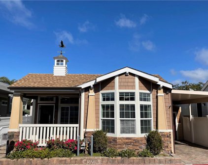 252 Mayflower Dr, Newport Beach