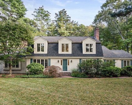 34 Phillips Rd, Sudbury
