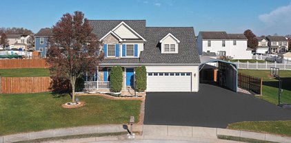 120 Nolan Dr, York