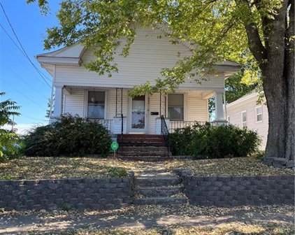 925 N Main Street, Independence
