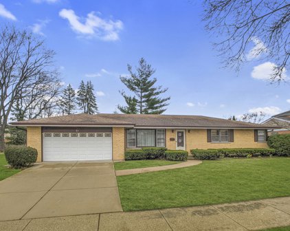 31 N Wilshire Lane, Arlington Heights