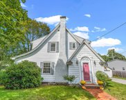 51 Westwood Rd, Stoneham image