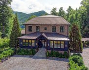 261 Winding Gap Lane, Tuckasegee image
