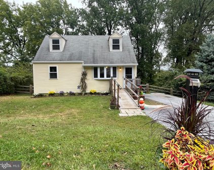 21 Fahnestock Rd., Malvern