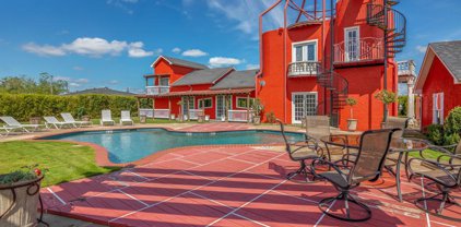 308 County Road 129, Alvin
