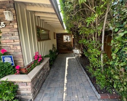 425 Terraine Avenue, Long Beach