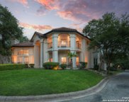 1 Chester Downs, San Antonio image