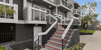 14230  Victory Blvd, Van Nuys