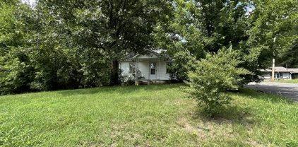 648 Middle Creek Rd, Sevierville