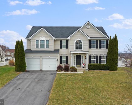 67 Bridle Hill Ct, Chambersburg