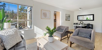2966 Silver Springs Boulevard Unit 207, Coquitlam