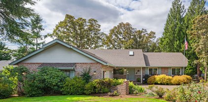 1839 BARNES CIR, West Linn