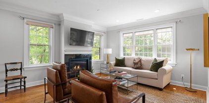 107 W Montgomery Ave, Ardmore