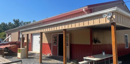 3246 Middleway Pike, Bunker Hill