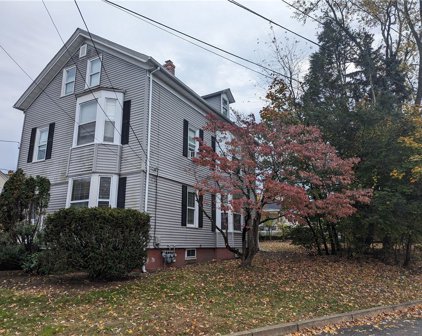 138 Waite Avenue 140, Cranston